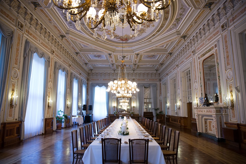 ROYAL_HALL